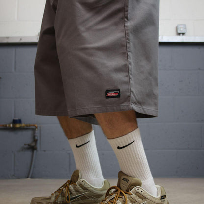 Dickies baggy cargo shorts W42 grey long leg chino style summer skater shorts