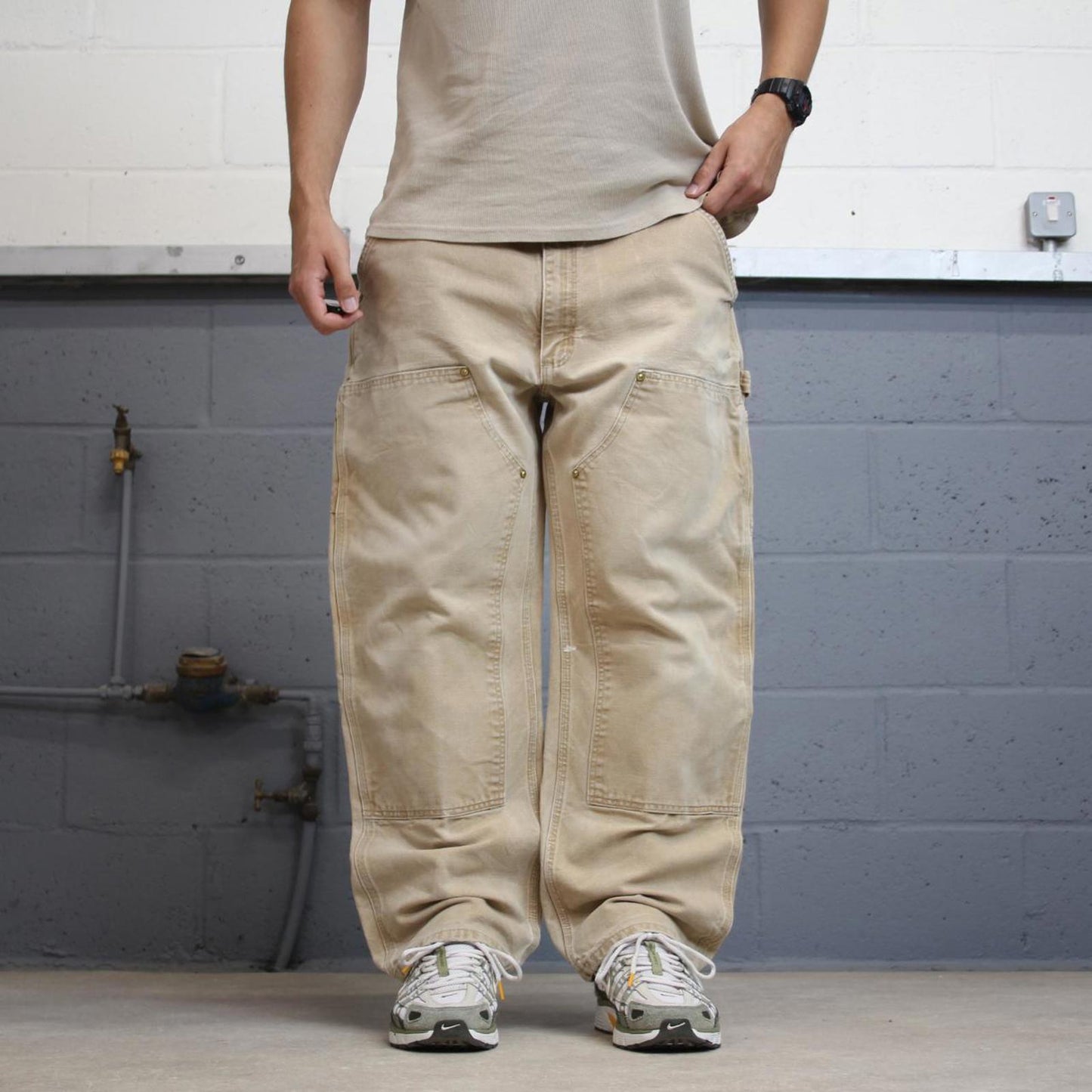 Vintage Carhartt double knee carpenter jeans W38L29 tan baggy 90s style skater cargos