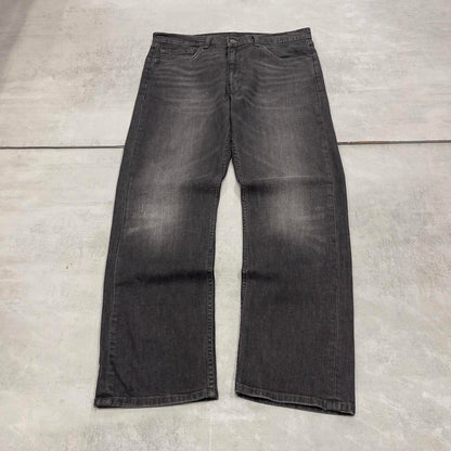 Vintage Black Levi's 505 jeans W36L32 loose denim 90s style jeans red tab logo