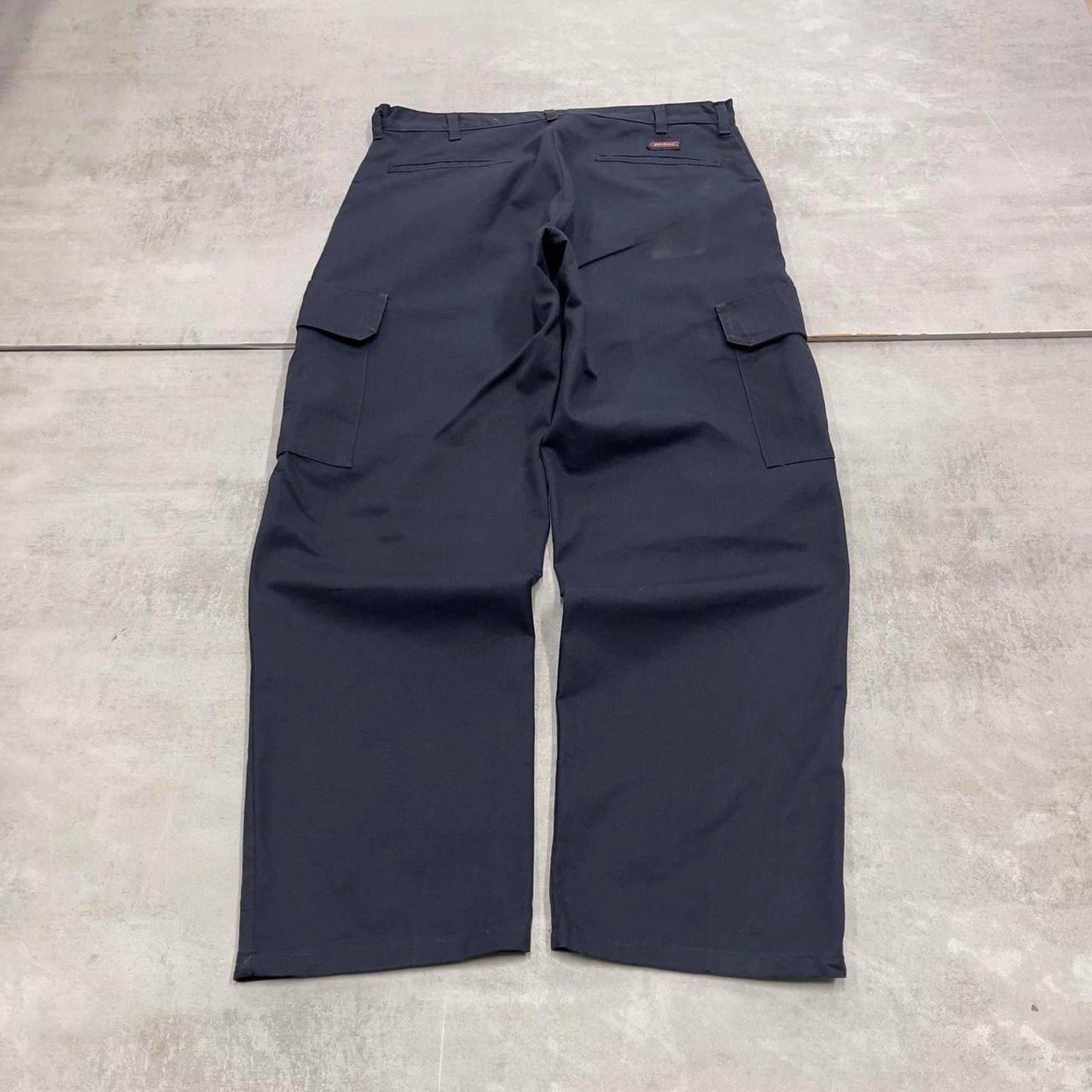 Navy Dickies cargo trousers W34L30 loose utility pocket cargo skater style