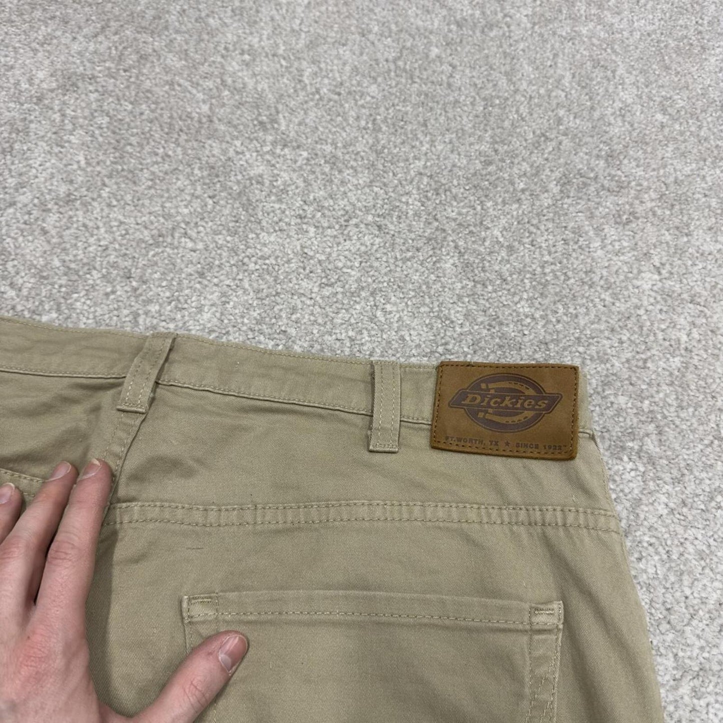 Dickies Y2K pants W36L30 straight leg khaki beige