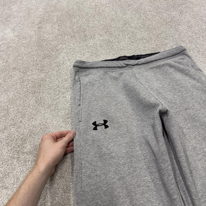 Under armour grey joggers loose leg large y2k Loose casual 2000s style jogging bottoms