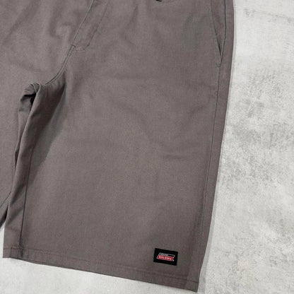 Baggy Grey Dickies carpenter shorts W42