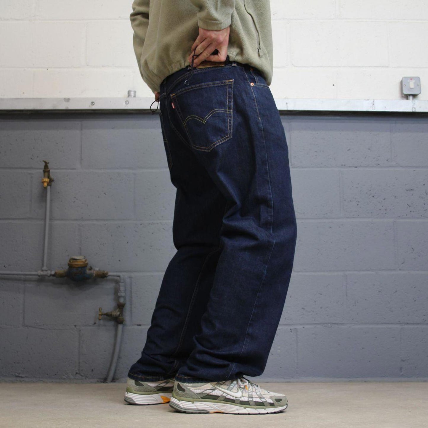 Levis 505 jeans y2k 90s style W38L32 red tab logo 5 pocket blue denim pants skater