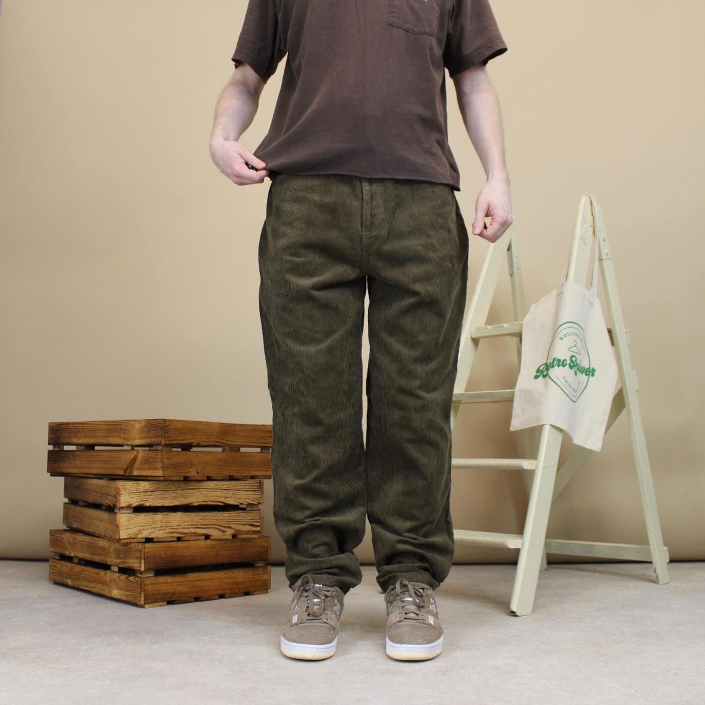 Khaki jumbo Corduroy trousers W32L31