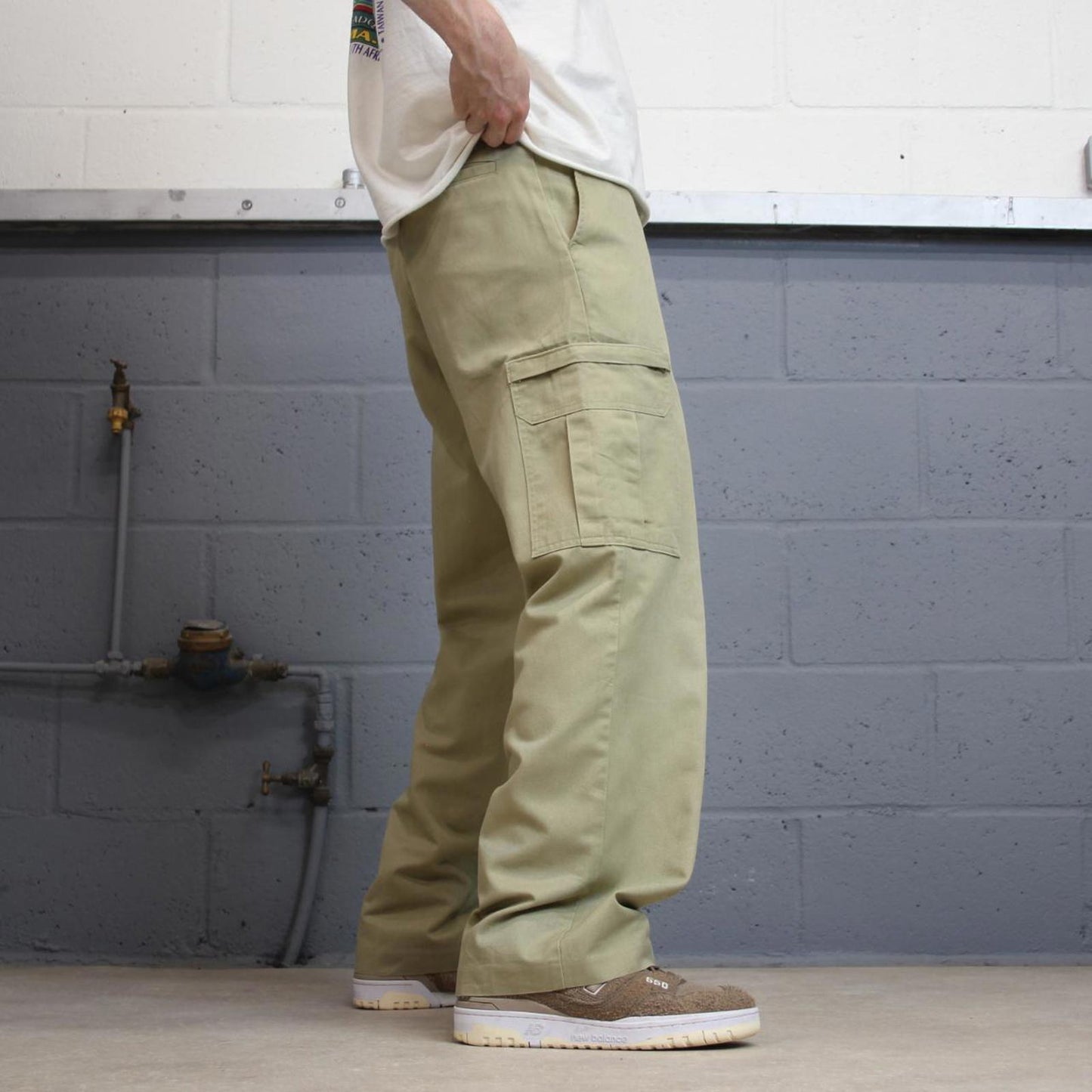 Dickies cargo trousers casual workwear W34L32 Khaki cargos y2k skater style pants utility streetwear