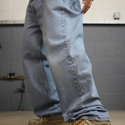 Levi’s 550 baggy jeans y2k W36L34 blue relaxed fit surf style pants red tab logo