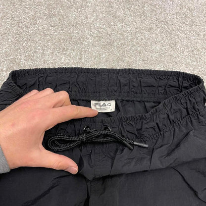 00s Fila cargo tracksuit bottoms y2k S black joggers embroidered logo gym wear trackies