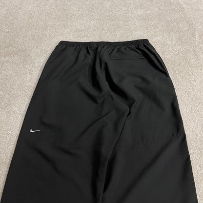 Nike Team baggy tracksuit bottoms y2k black XXL Embroidered Swoosh logo drawstring elasticat waist