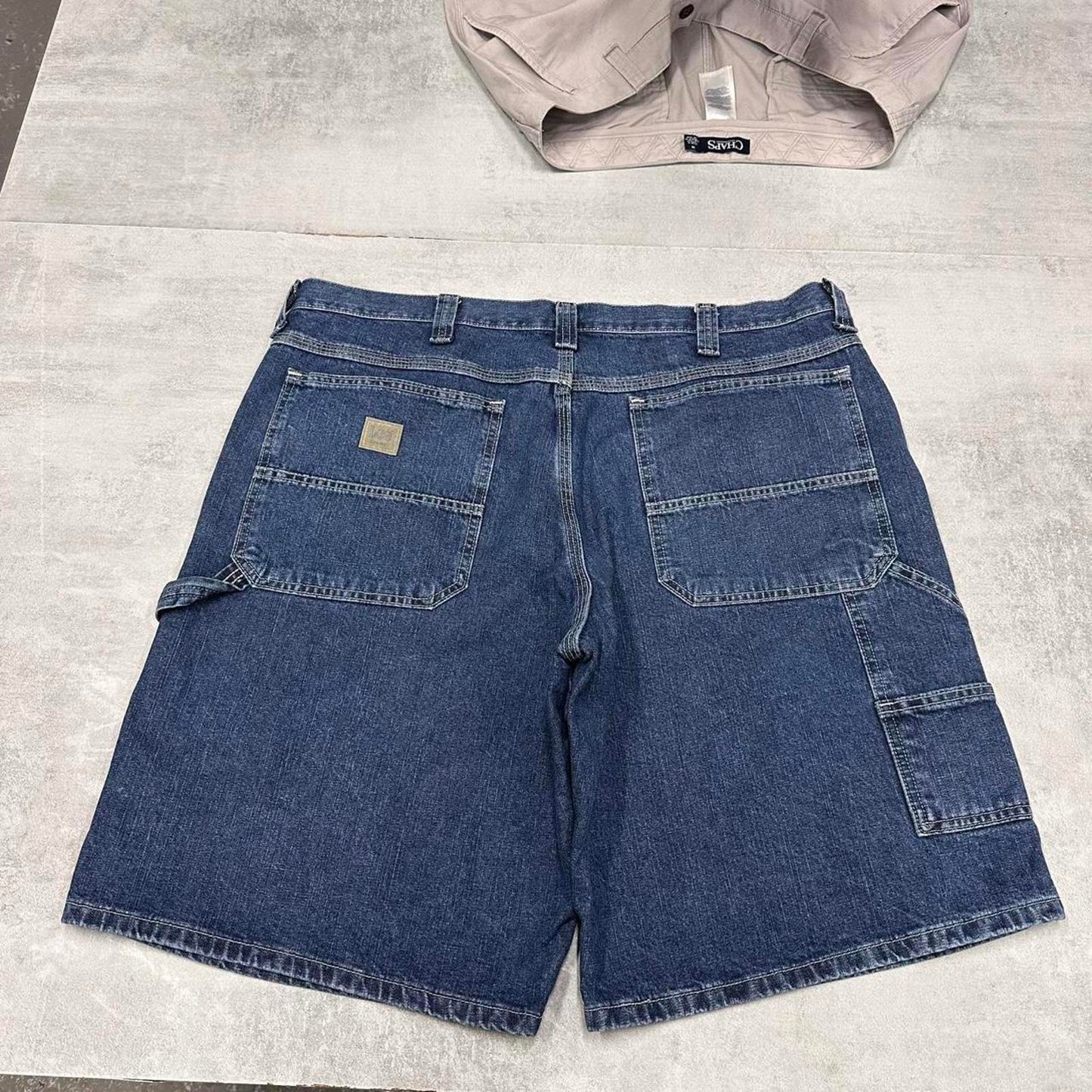 Baggy Lee carpenter jorts W40