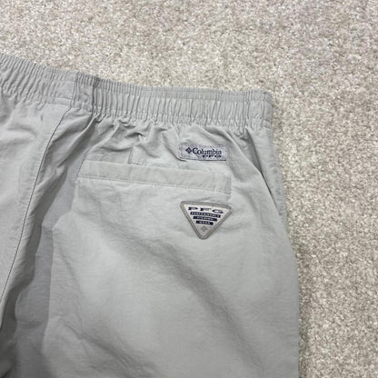 Y2k Columbia PFG Omni-Shade shorts technical hiking grey