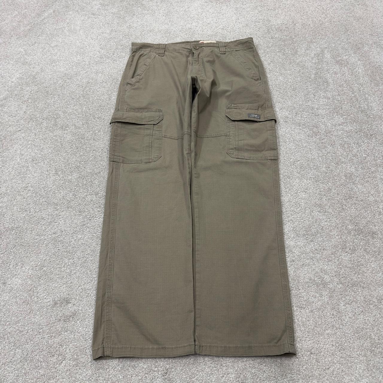 Wrangler cargo pants y2k khaki W32L30 Straight leg relaxed skater work pants