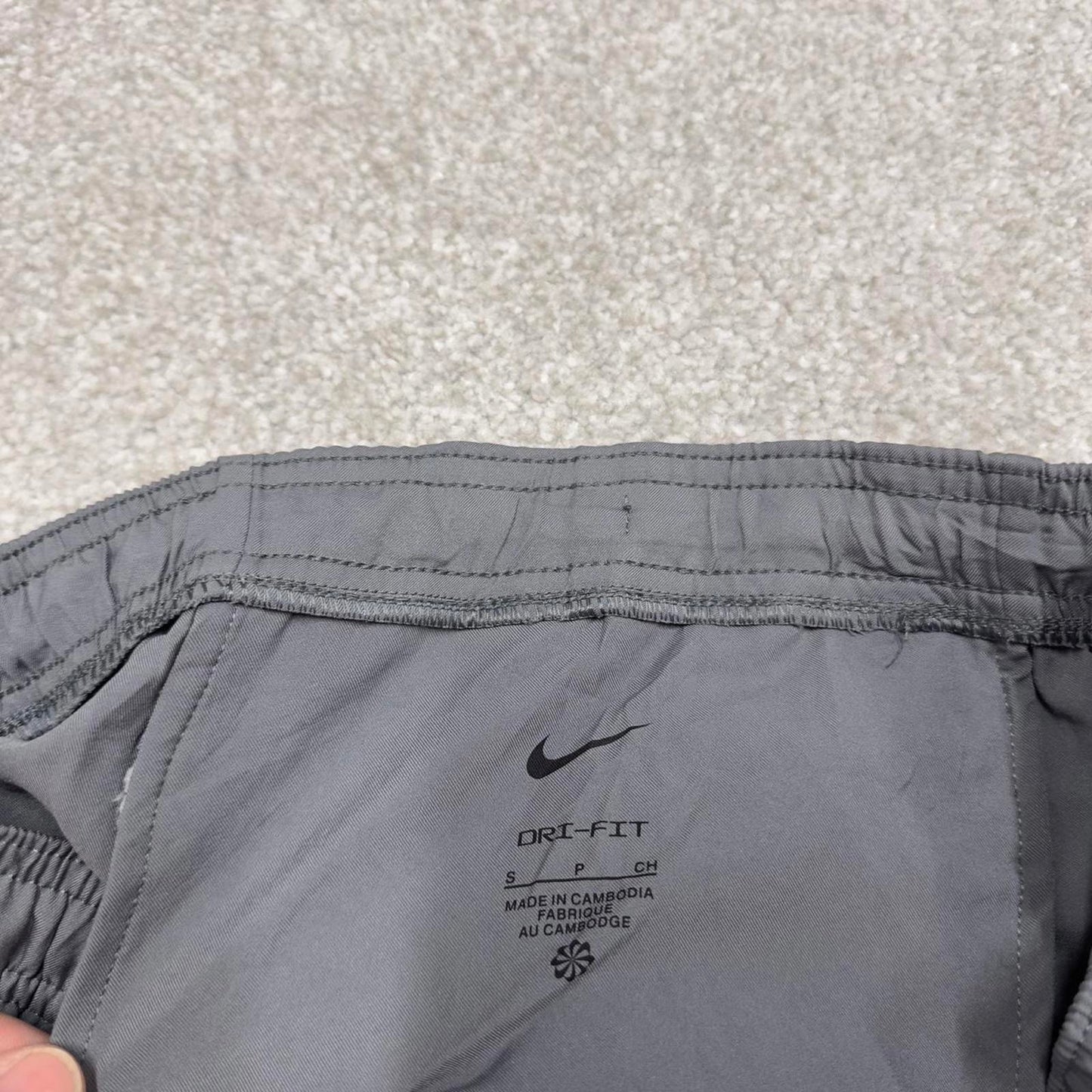00s Nike tracksuit bottoms grey small y2k style sportswear track pants gym wear