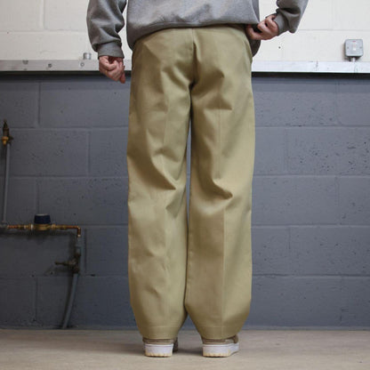 Vintage Dickies work pants chino khaki Loose original fit twill skate style trousers