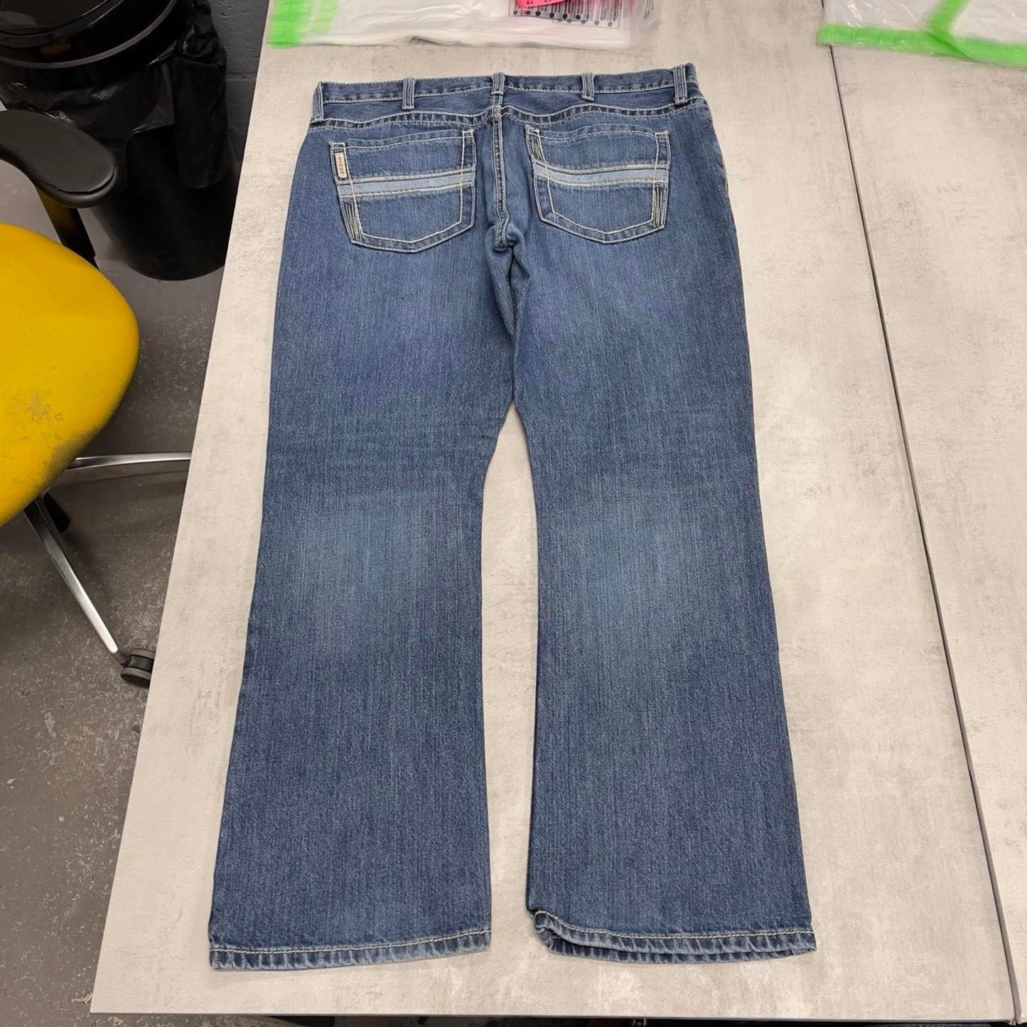 Blue Cinch embroidered jeans W38L30 denim bootcut Y2K style jeans