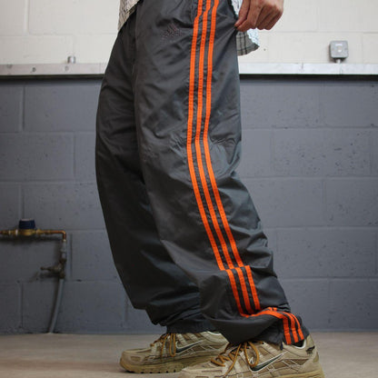 Y2K Adidas tracksuit bottoms grey Large floaty leg Embroidered side stripe track pants