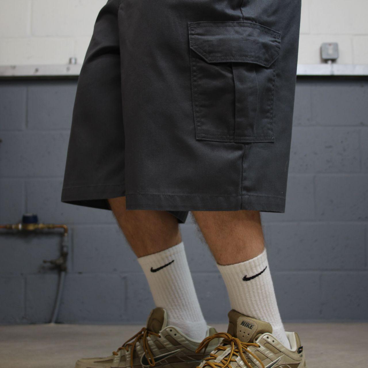Dickies extra baggy cargo shorts chino grey Skater / surf style shorts long wide leg festival