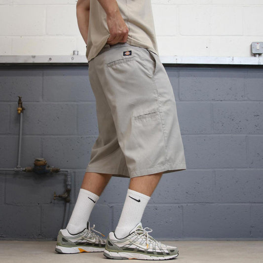Grey Dickies carpenter shorts W38