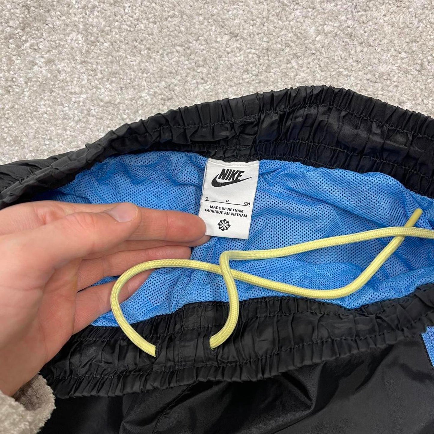 Y2k loose Nike tracksuit bottoms black Loose lined embroidered two tone track pants