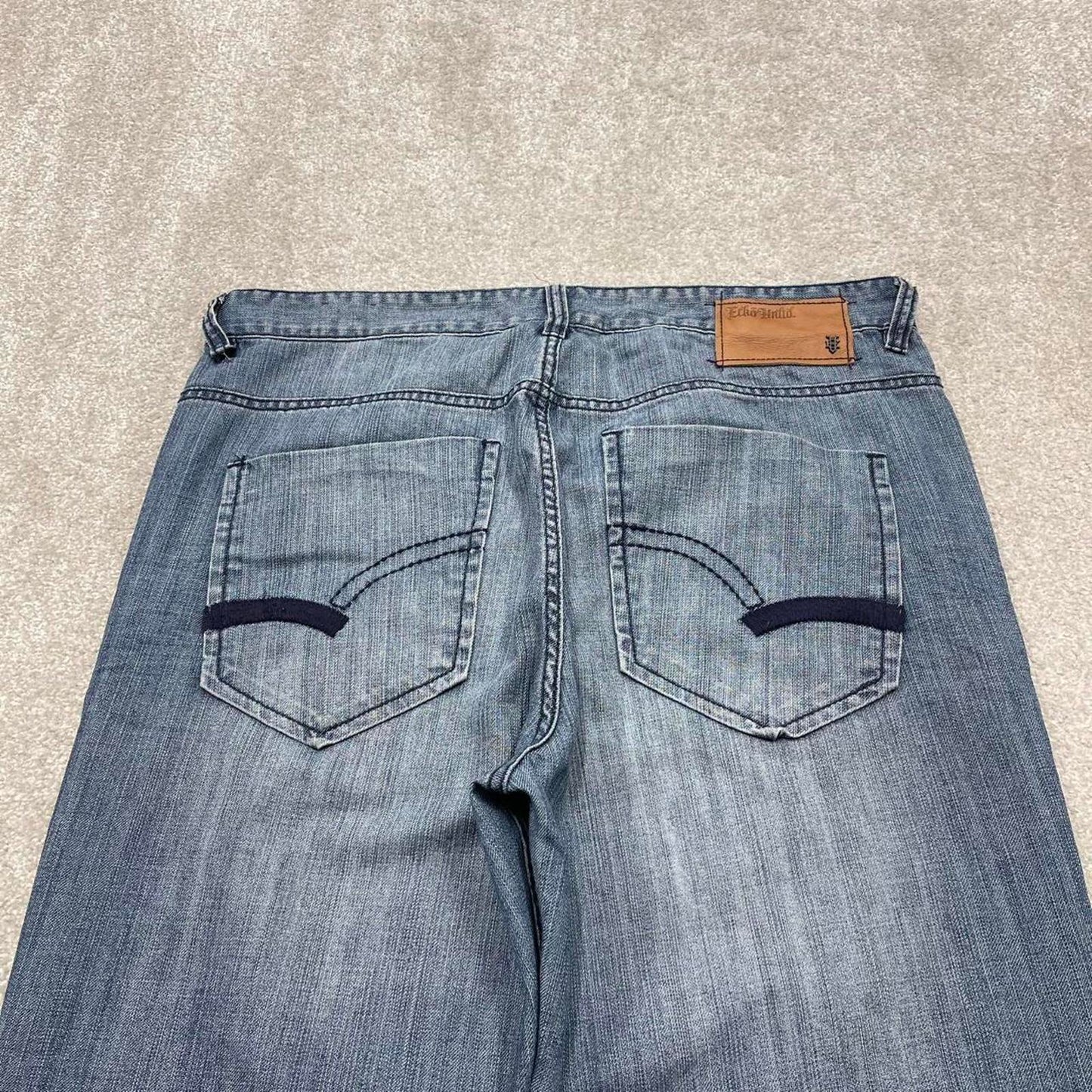 Y2K baggy Ecko Unltd jeans embroidered blue Loose fit wide leg denim skater style pants