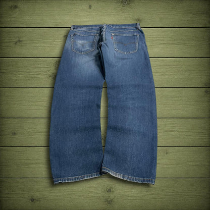 Y2K levi’s 505 jeans W36L30 straight leg washed blue Straight fit 5 pocket pants red tab logo