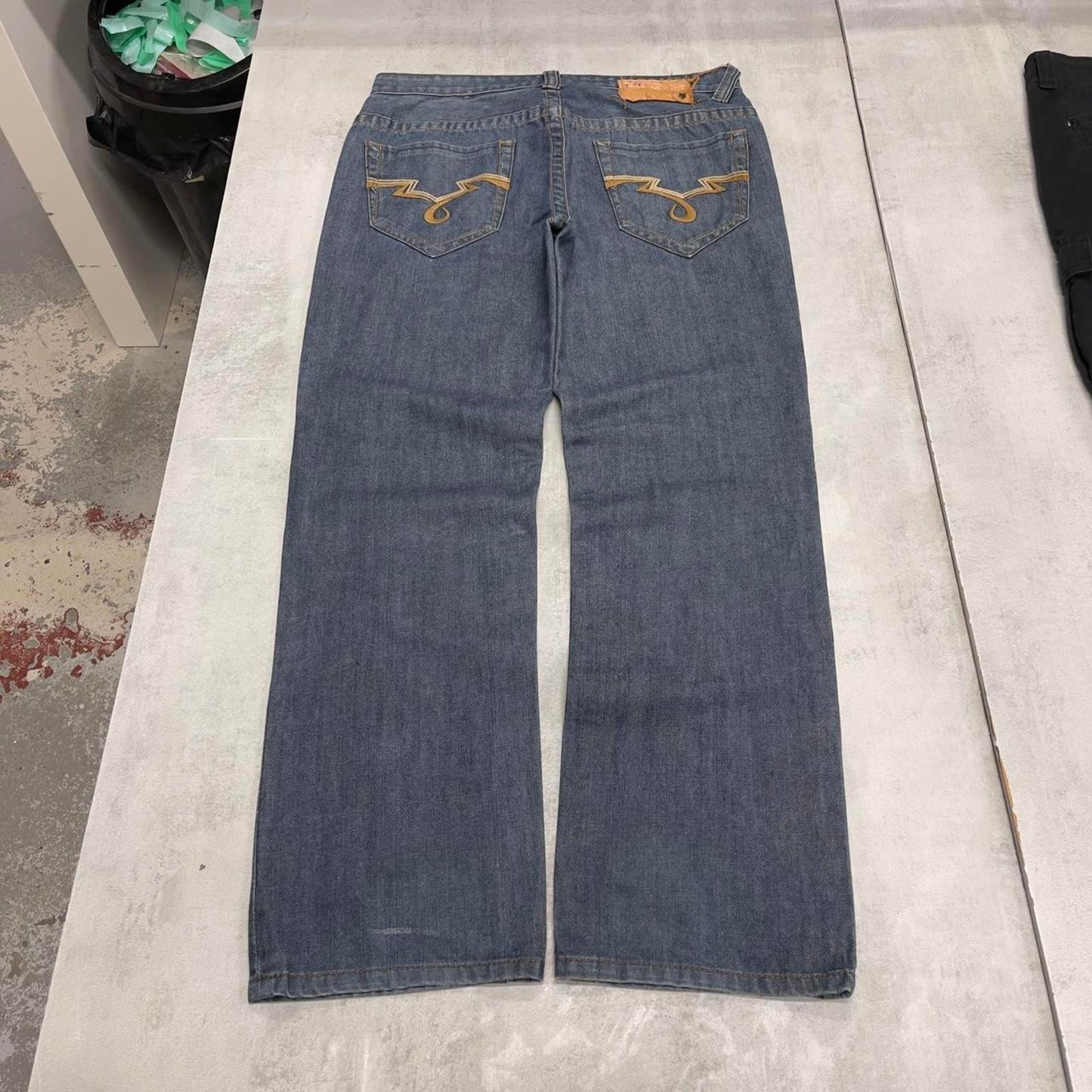 Blue baggy Ecko Unltd jeans W34 L31 loose embroidered y2k style jeans