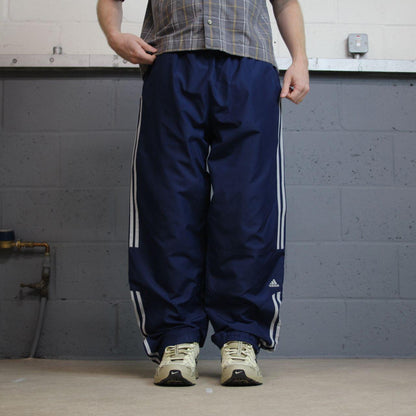 Baggy Y2K Adidas tracksuit bottoms navy L Wide leg mesh lined side stripe embroidered track pants