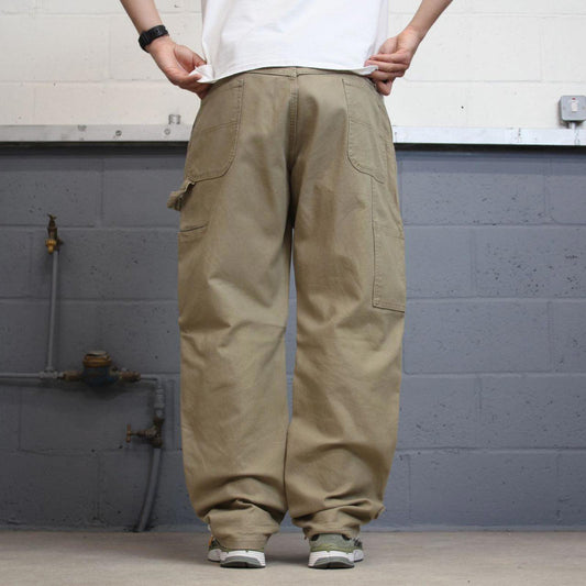 Khaki Wrangler carpenter pants W40L32 loose cargo skater style jeans