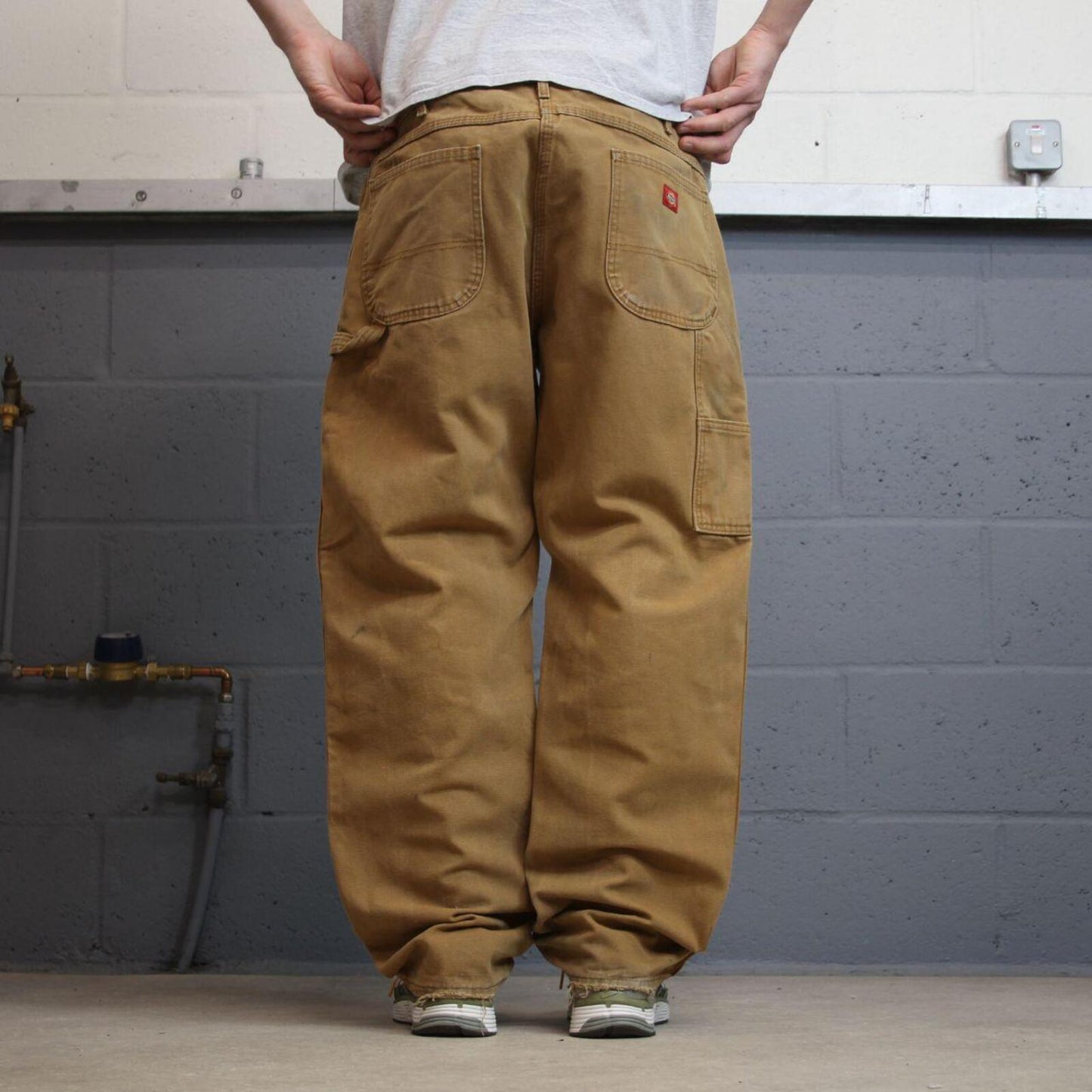 Baggy Dickies carpenter jeans tan Skater / workwear style canvas cargo pants