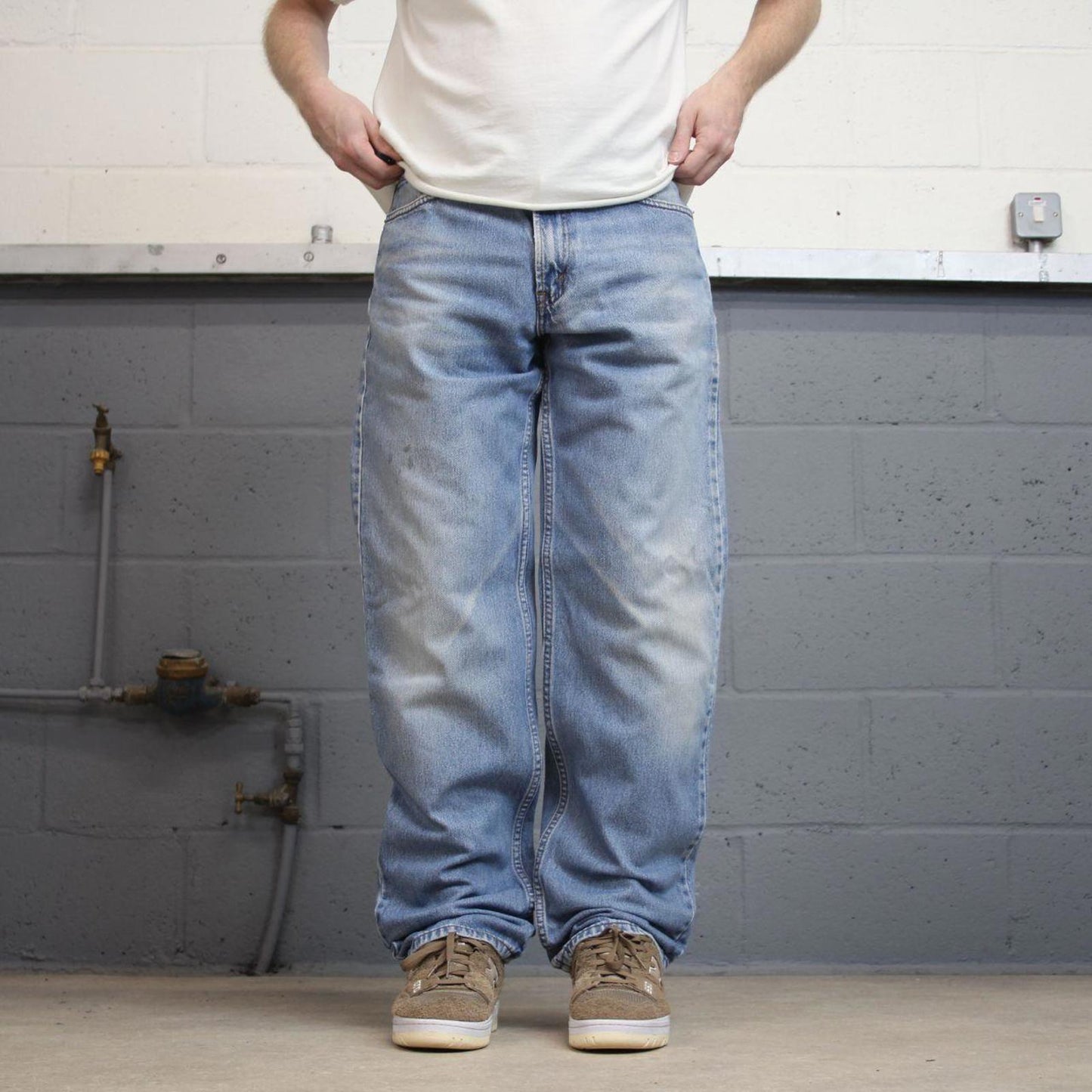 Baggy Levis 550 jeans W33 L34 blue loose 90s relaxed style skater jeans red tab logo