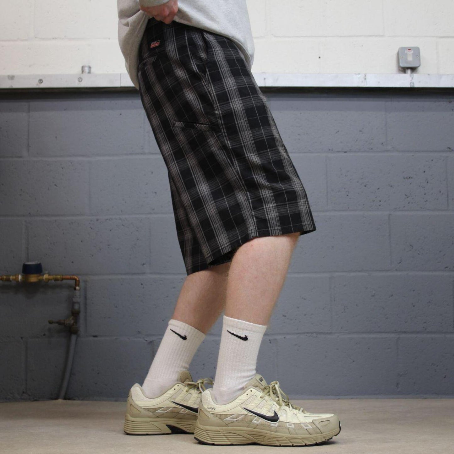 Dickies checkered carpenter shorts black Twill chino skater style shorts long leg