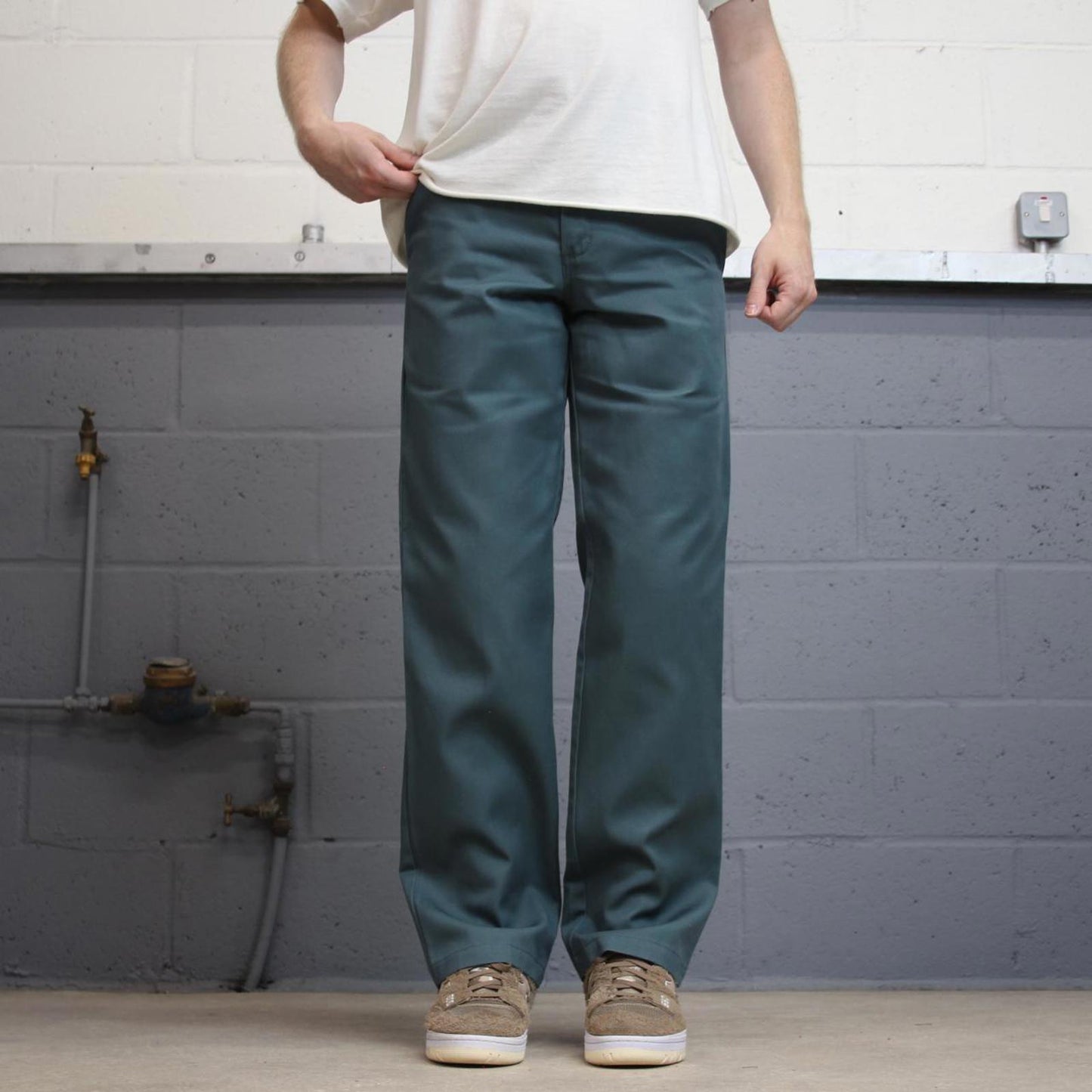 Teal Dickies skateboarding pants W30L32 twill chino style skater pants
