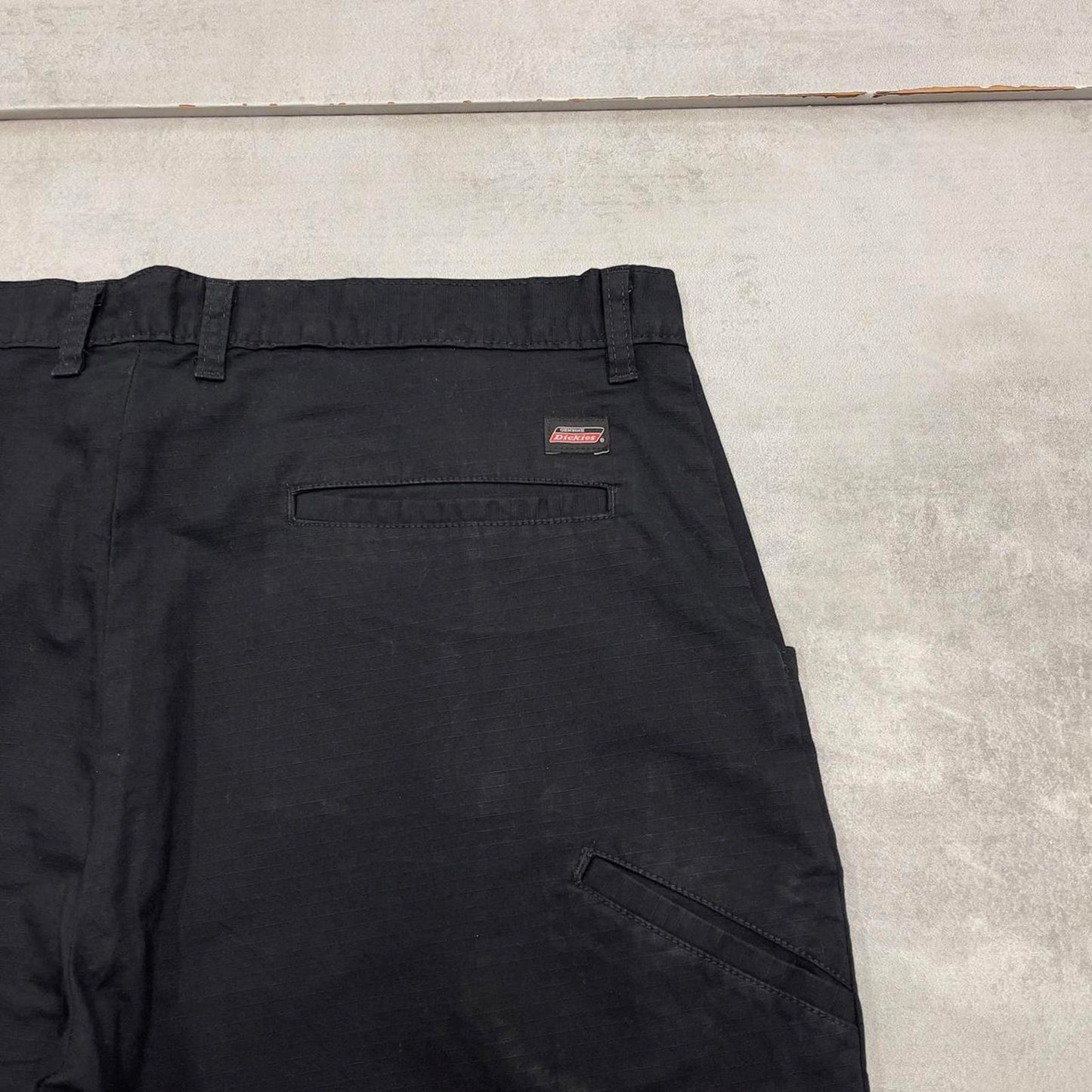 Baggy Black Dickies carpenter shorts W38