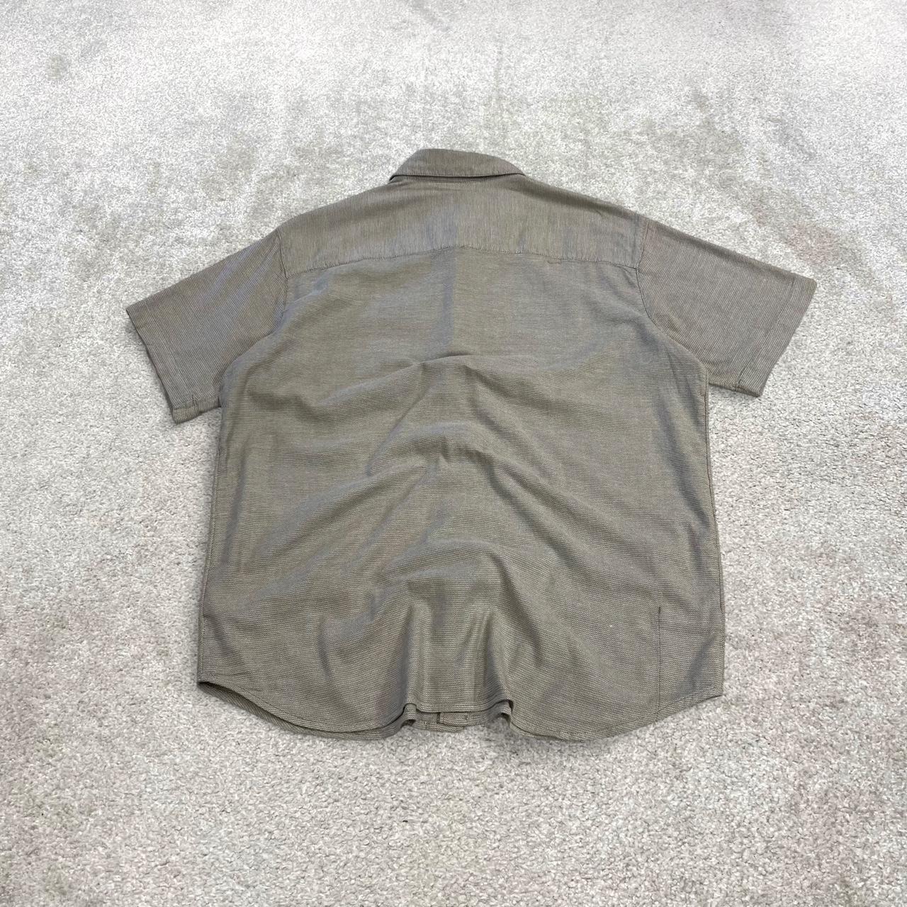 Columbia Y2K short sleeve shirt grey Festival style button down summer shirt