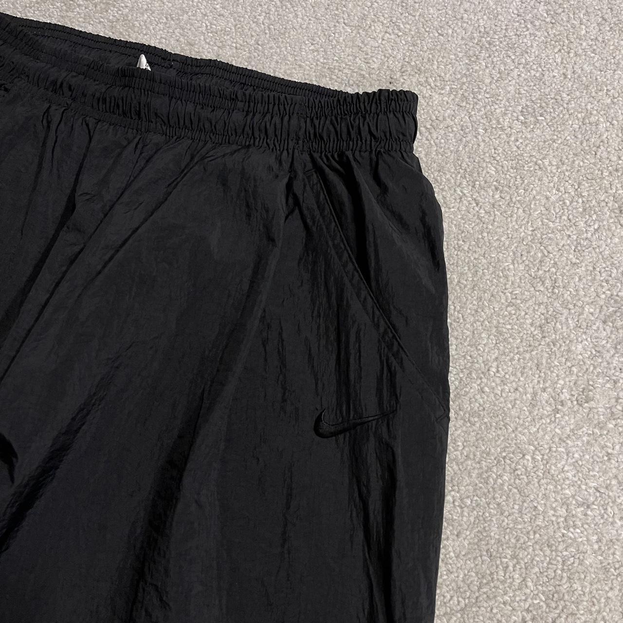 Y2K Nike pleated tracksuit bottoms black Medium drawstring swoosh logo track pants