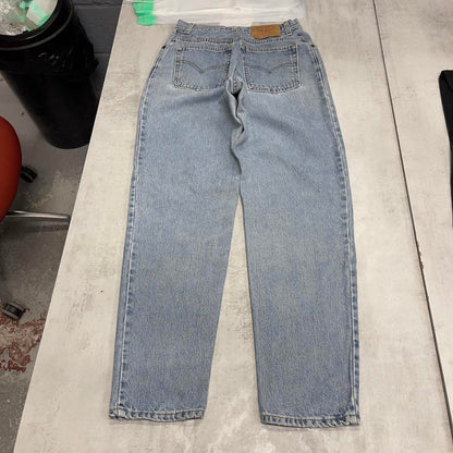Blue Levi's 550 jeans W28L31 denim 90s style red tab logo jeans