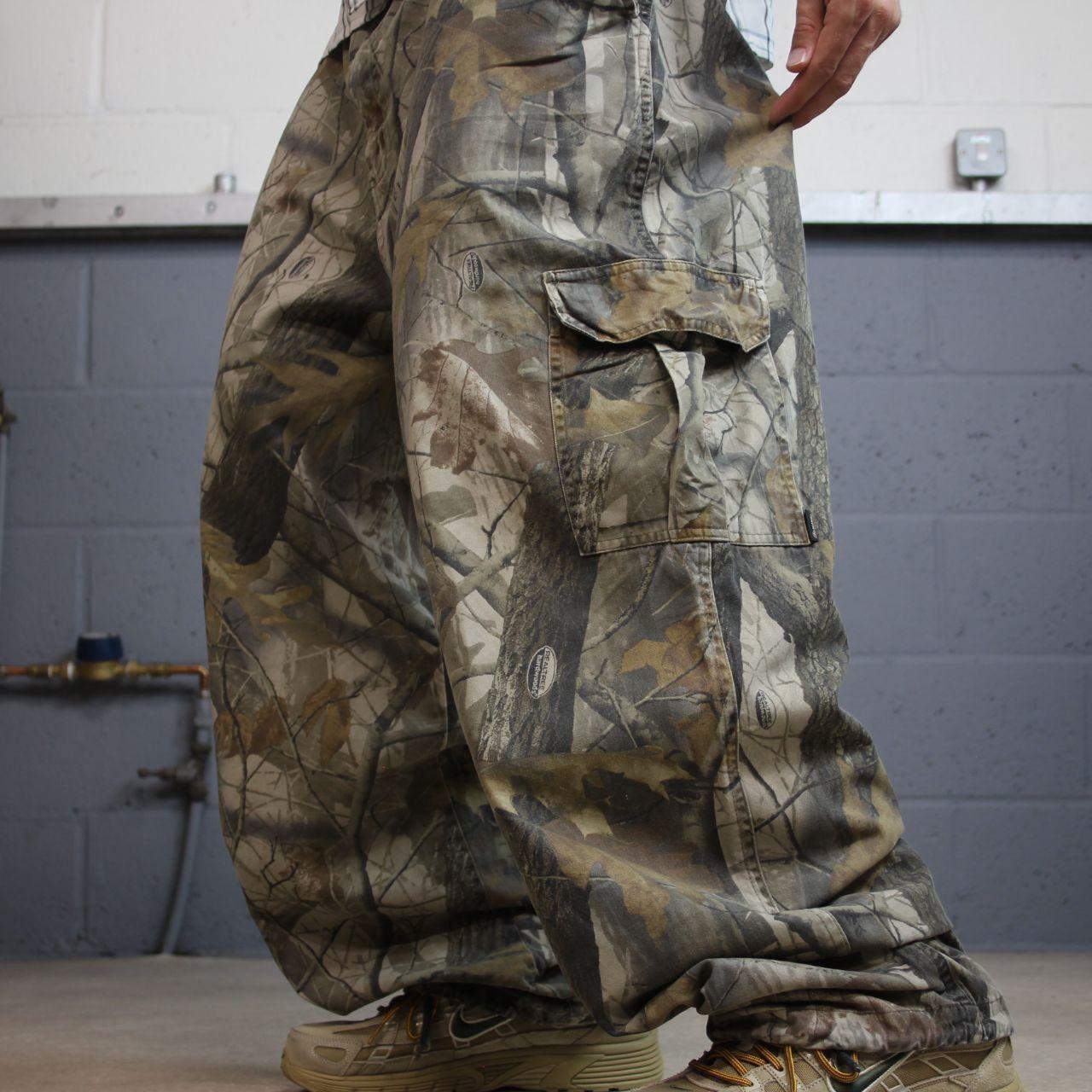 Baggy Realtree camo cargo pants khaki Outfitters Ridge wide leg camouflage hunting trousers