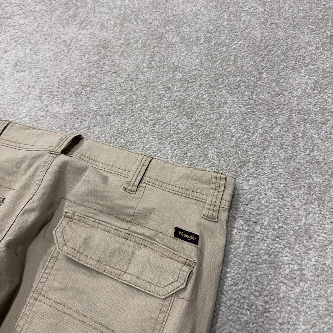 Wrangler cargo pants y2k beige W34L30 Straight leg skater work pants utility pockets
