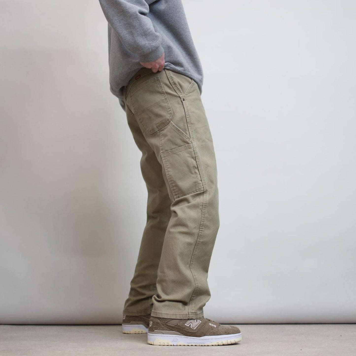 Men’s Wrangler Carpenter jeans W30 L30 beige skater cargos