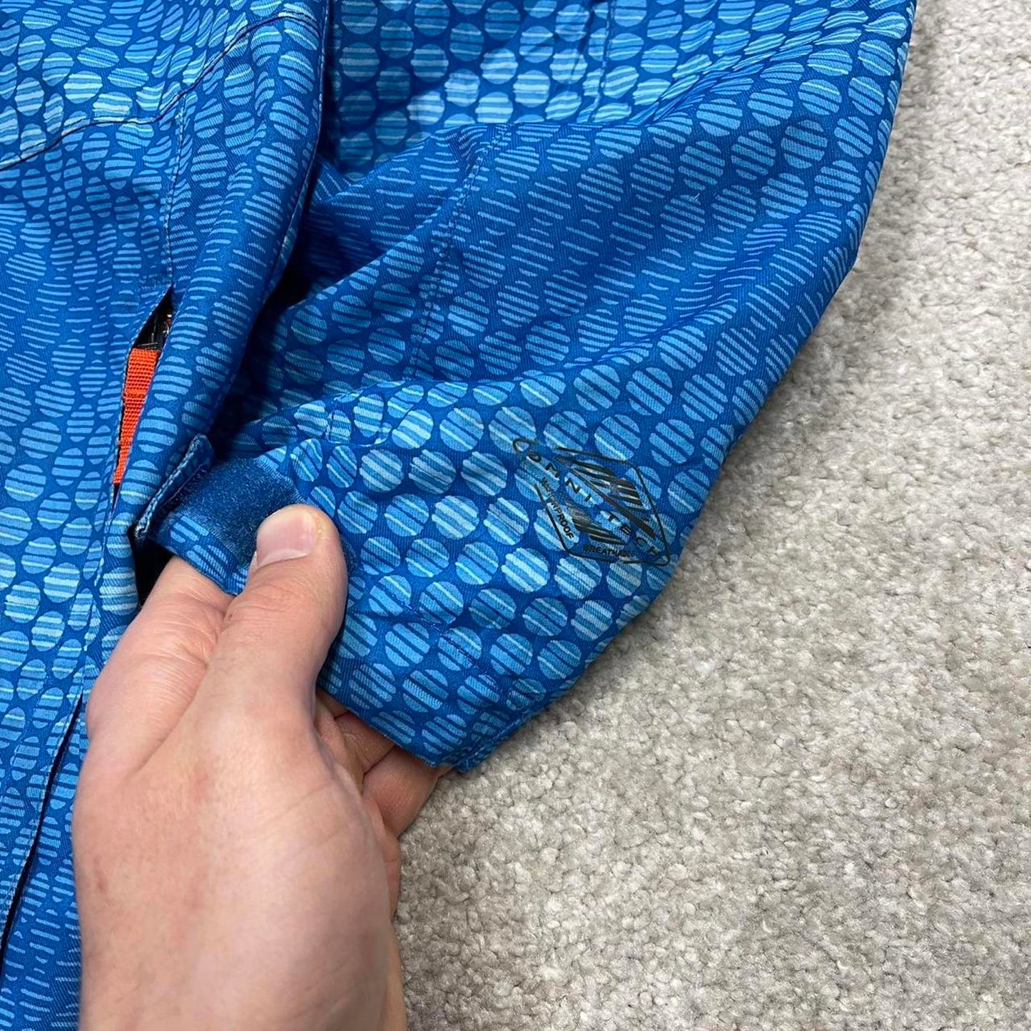 Y2K Columbia waterproof windbreaker jacket blue Patterned technical coat with pockets