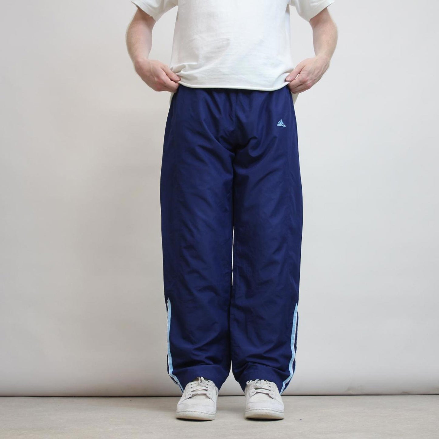 Baggy Adidas trackies L