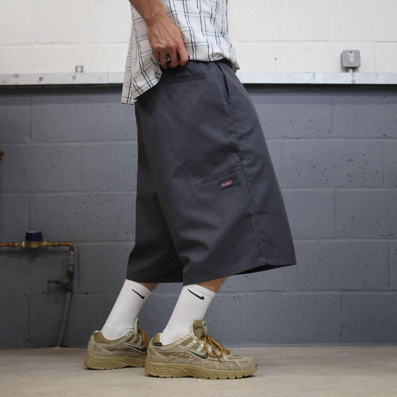 Dickies baggy chino shorts carpenter grey Chino style skater shorts long wide leg festival