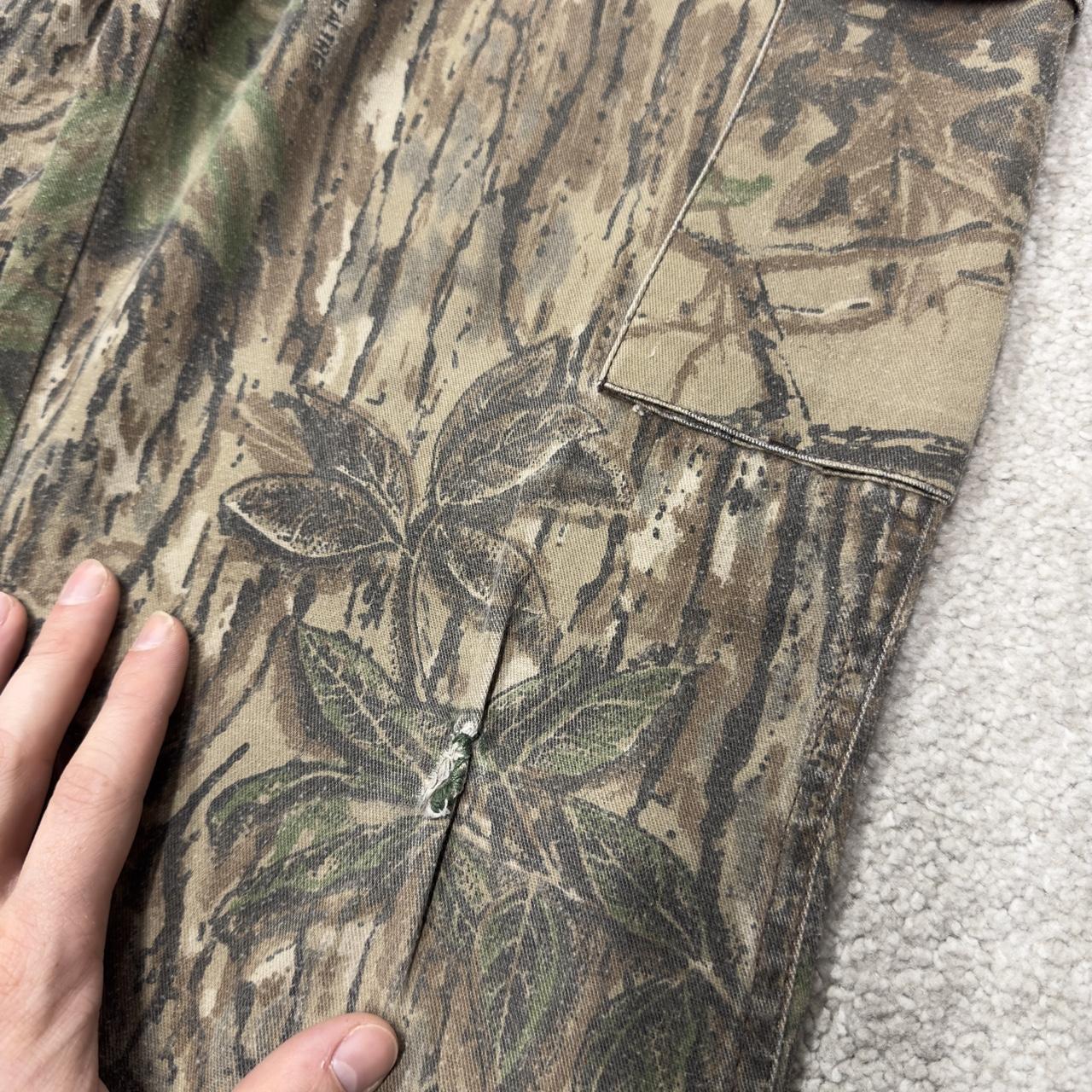 Cabela's Realtree camo cargo pants Y2K khaki camouflage pattern outdoors hunting utility trousers