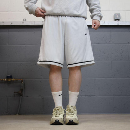 Loose Nike sports shorts y2k grey Basketball style comfy loose floaty summer gym shorts