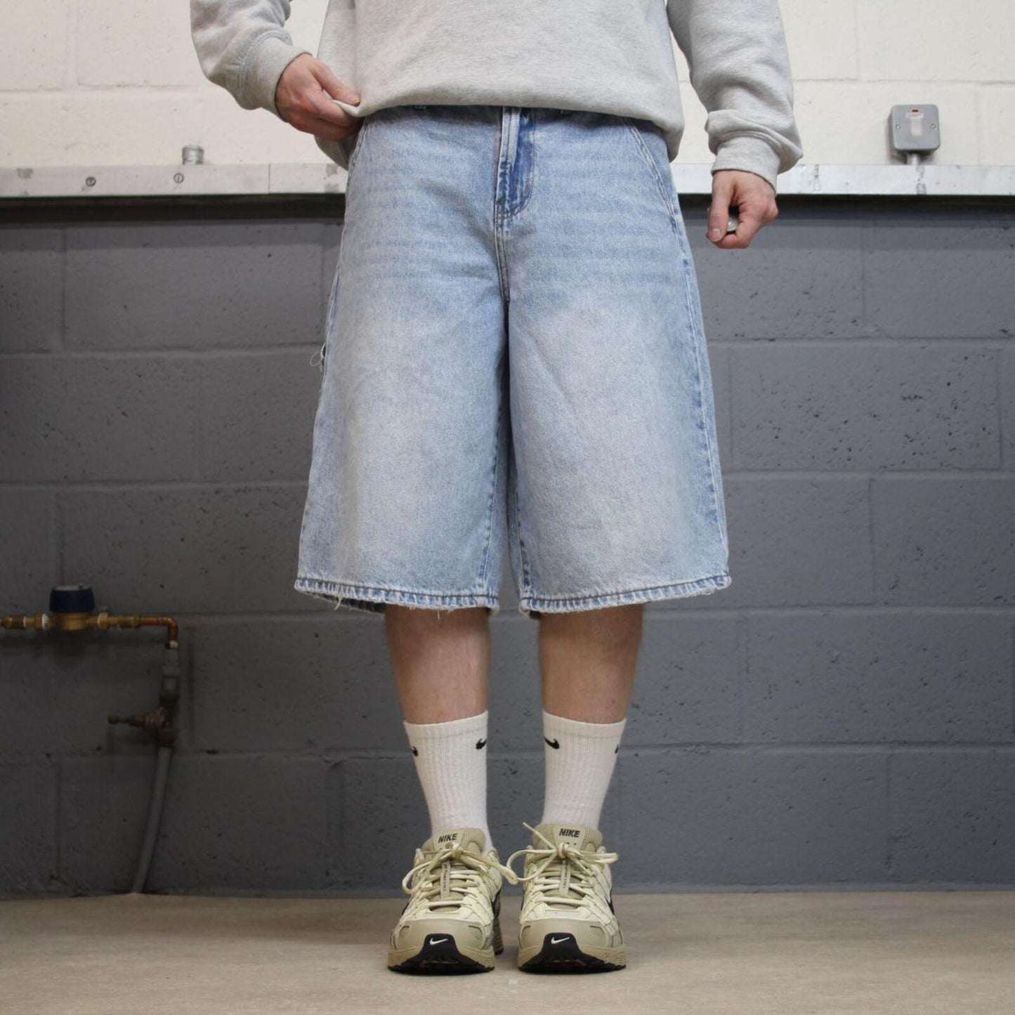Denim carpenter shorts cargo loose long blue RSQ low rise skater style surf jorts
