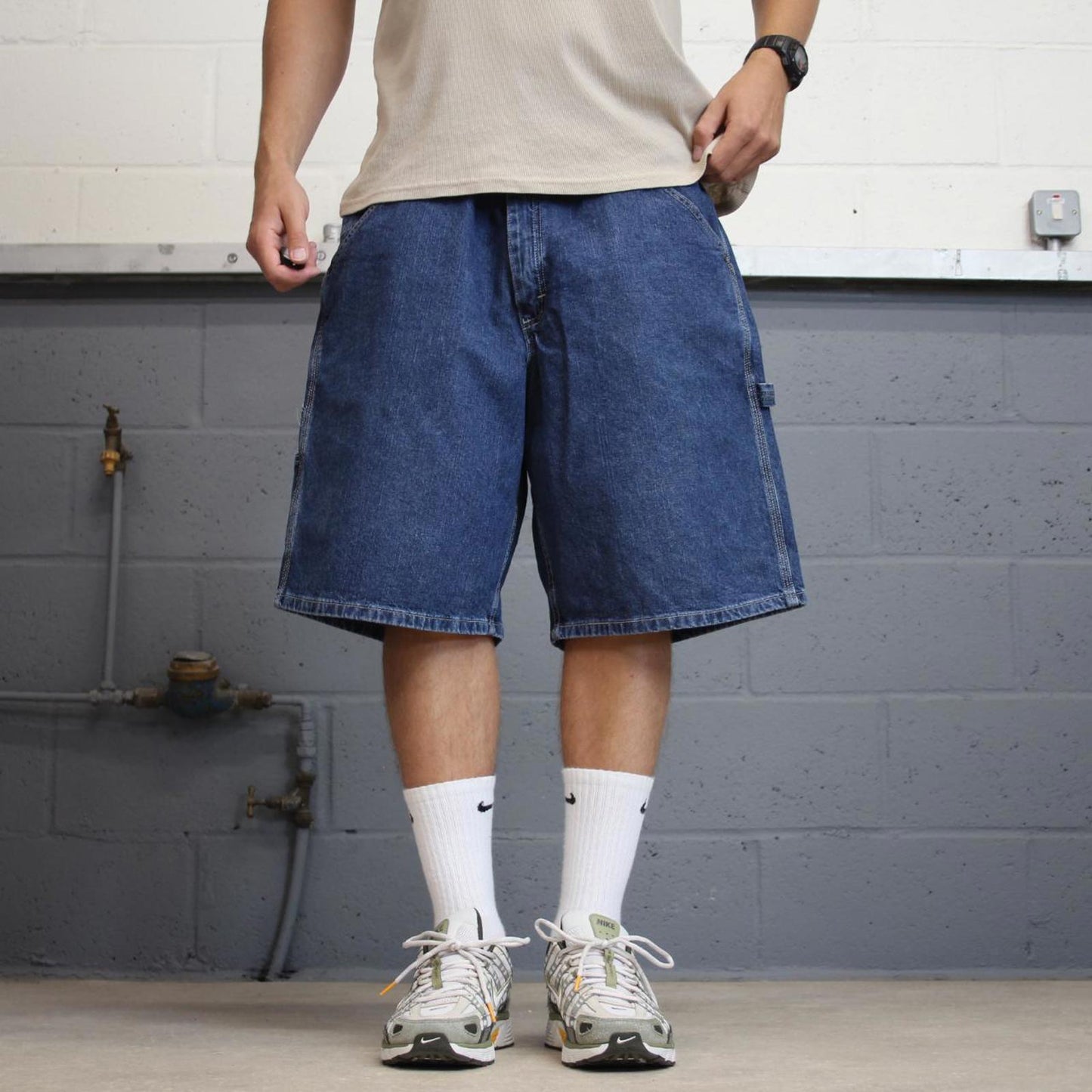 Baggy Lee carpenter jorts W40