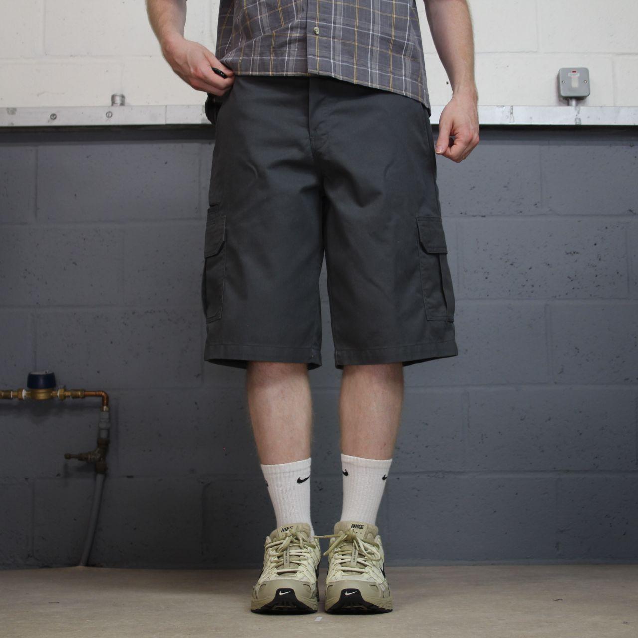 Dickies baggy cargo shorts chino grey Skater / surf style shorts loose wide leg festival