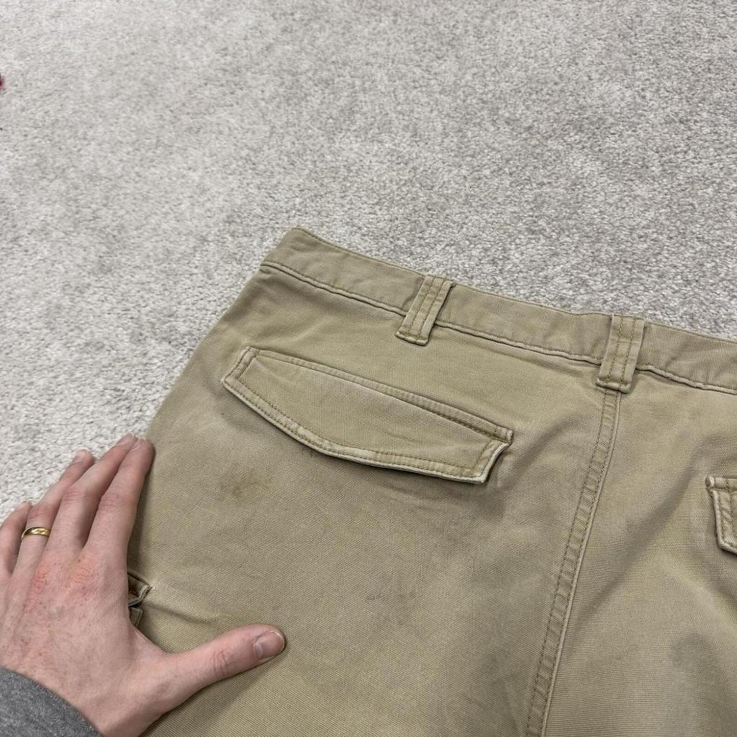 Carhartt cargo shorts relaxed khaki Loose relaxed fit skate style workwear shorts