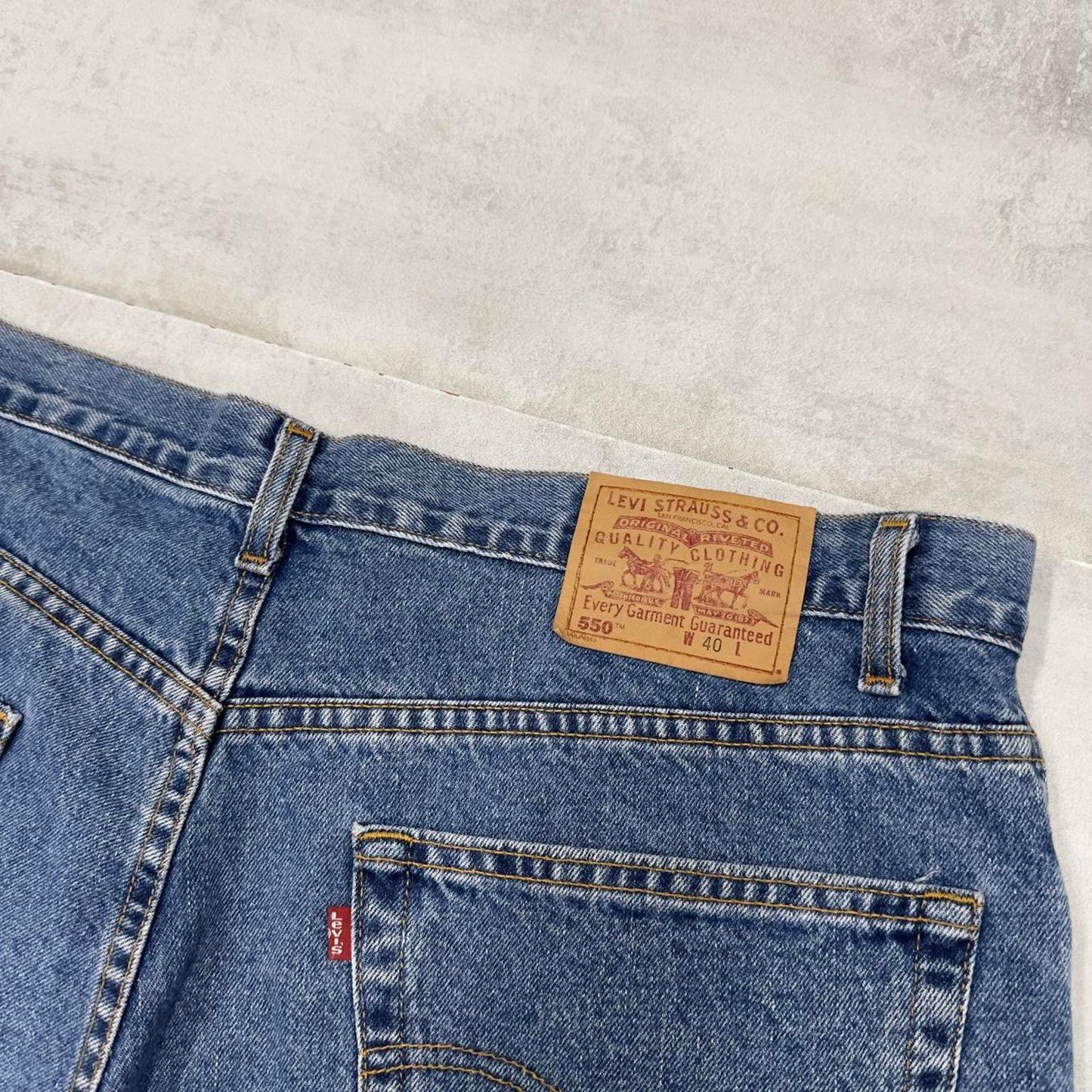 Mens Levi’s denim shorts W40