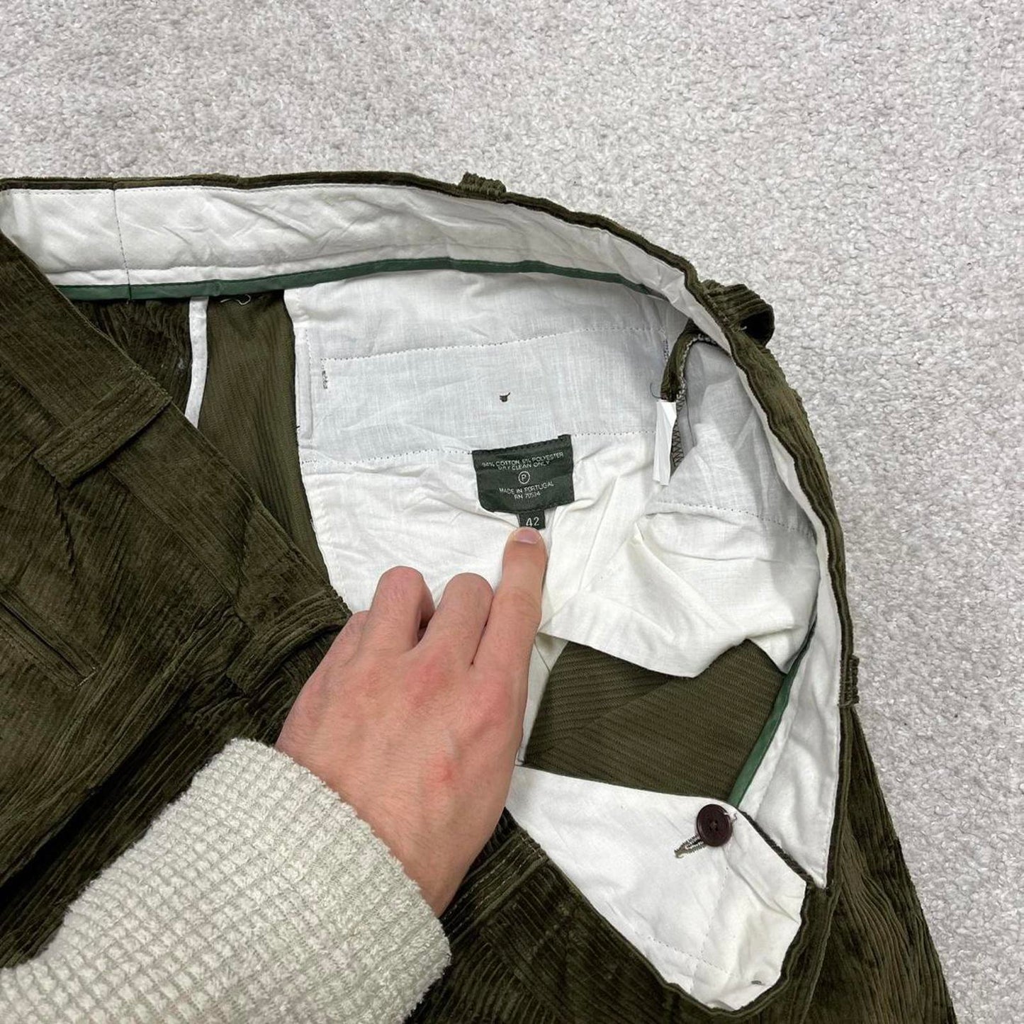 Baggy Orvis corduroy pants W40L31 green wide wale jumbo cord trousers 90s skater style